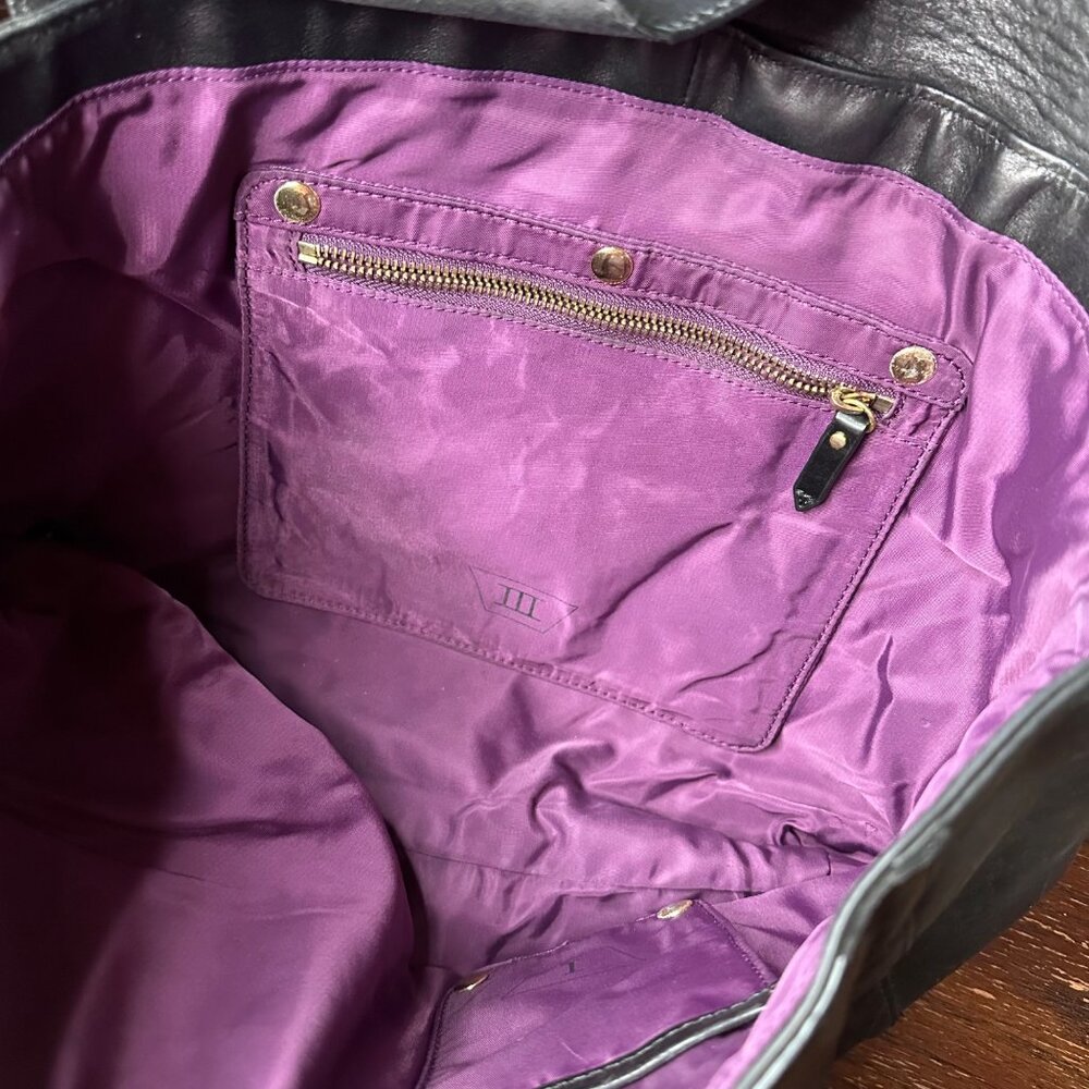 BeCa Black Leather Shoulder Purse With Magnetic Snap Closure & Purple Lining - Picture 13 of 15